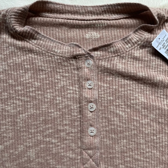 American Eagle henley shirt NWT - Picture 2 of 4